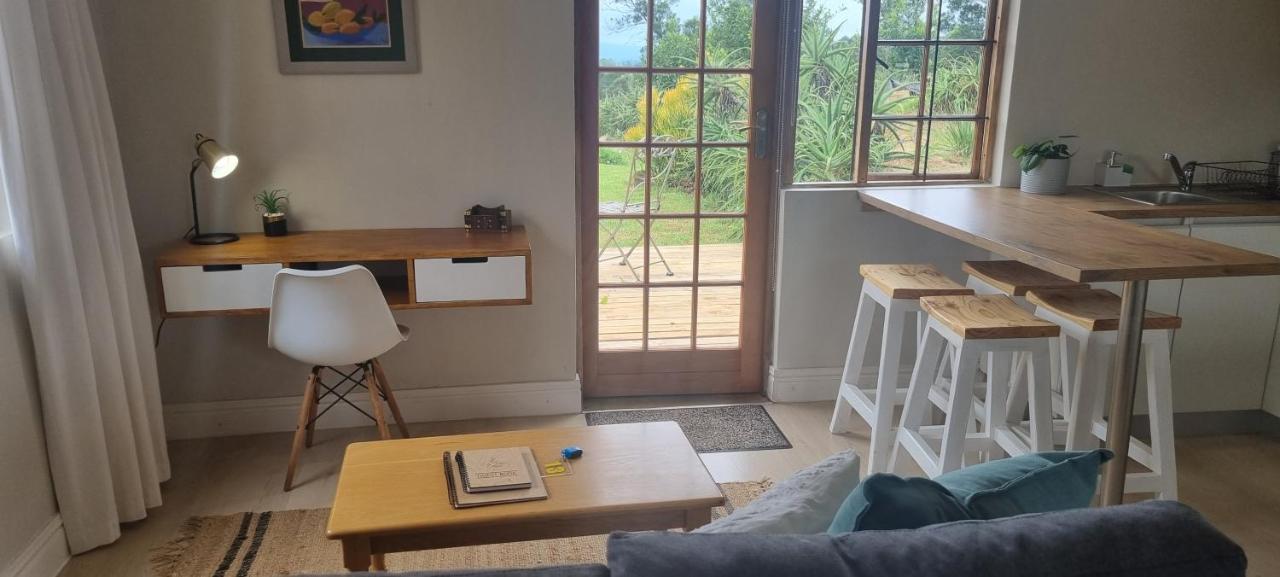 Upmarket Off Grid Cottage On Organic Farm In Secure Estate Howick Luaran gambar