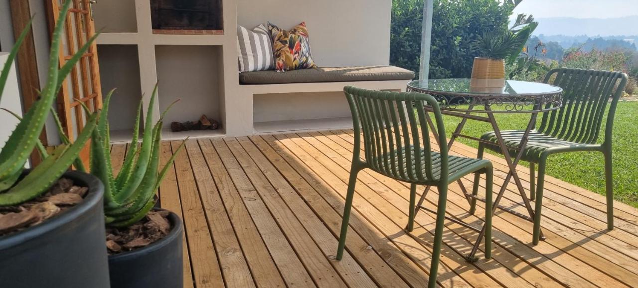 Upmarket Off Grid Cottage On Organic Farm In Secure Estate Howick Luaran gambar